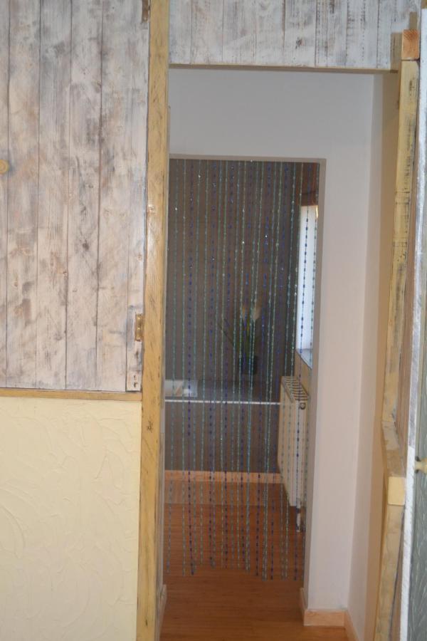 En Chapoisie Bed & Breakfast Ciney Exterior foto